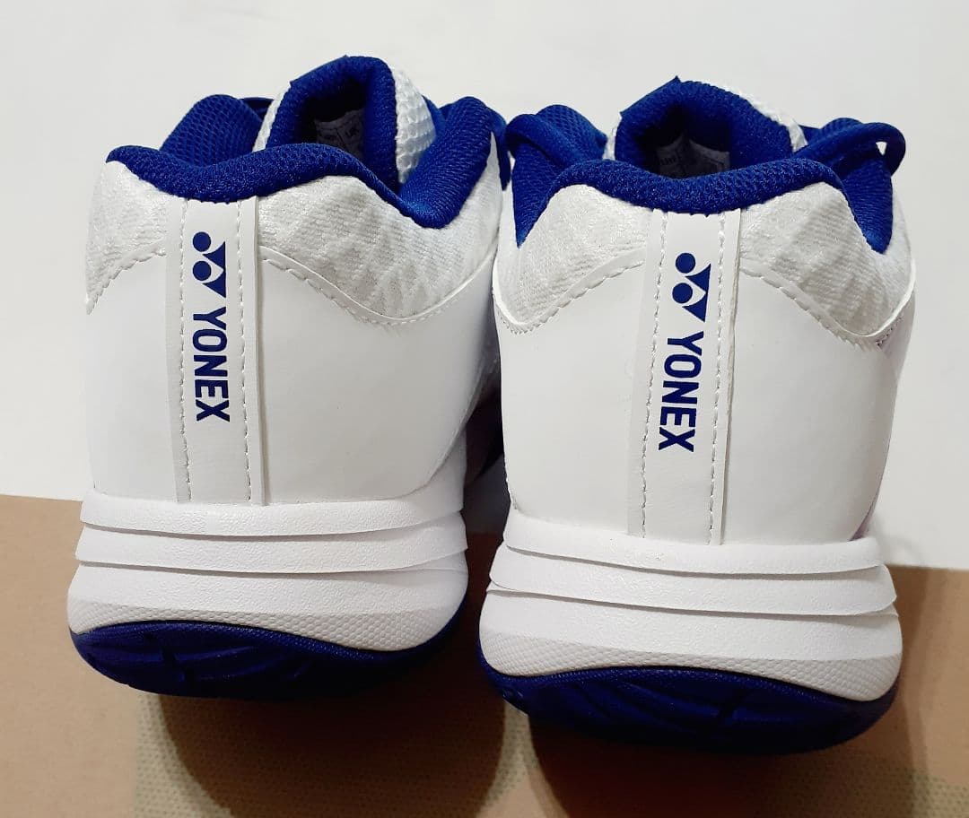 YONEX パワークッションカスケードアクセルミッド バドミントンシューズ