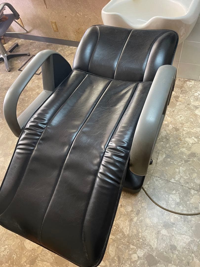 美容院用 電動シャンプーチェア 業務用 黒／リクライニング 動作確認済み