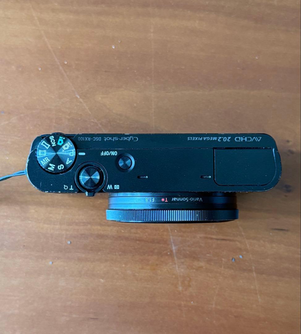 SONY コンパクトデジタルカメラ RX100