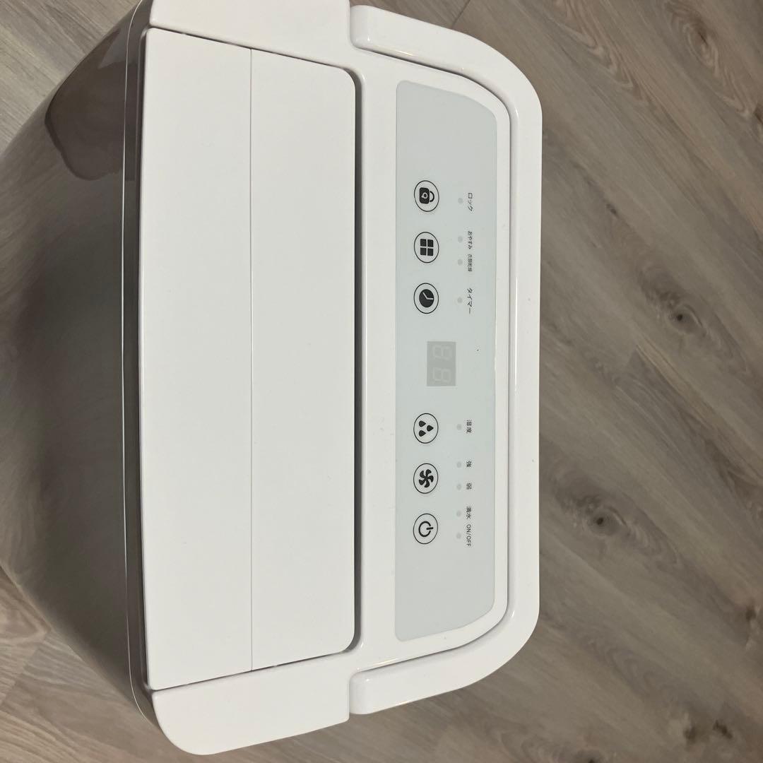 【即発送】パワフル除湿機（ほぼ新品）