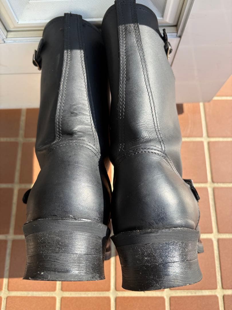 ブラックレザーエンジニアブーツ