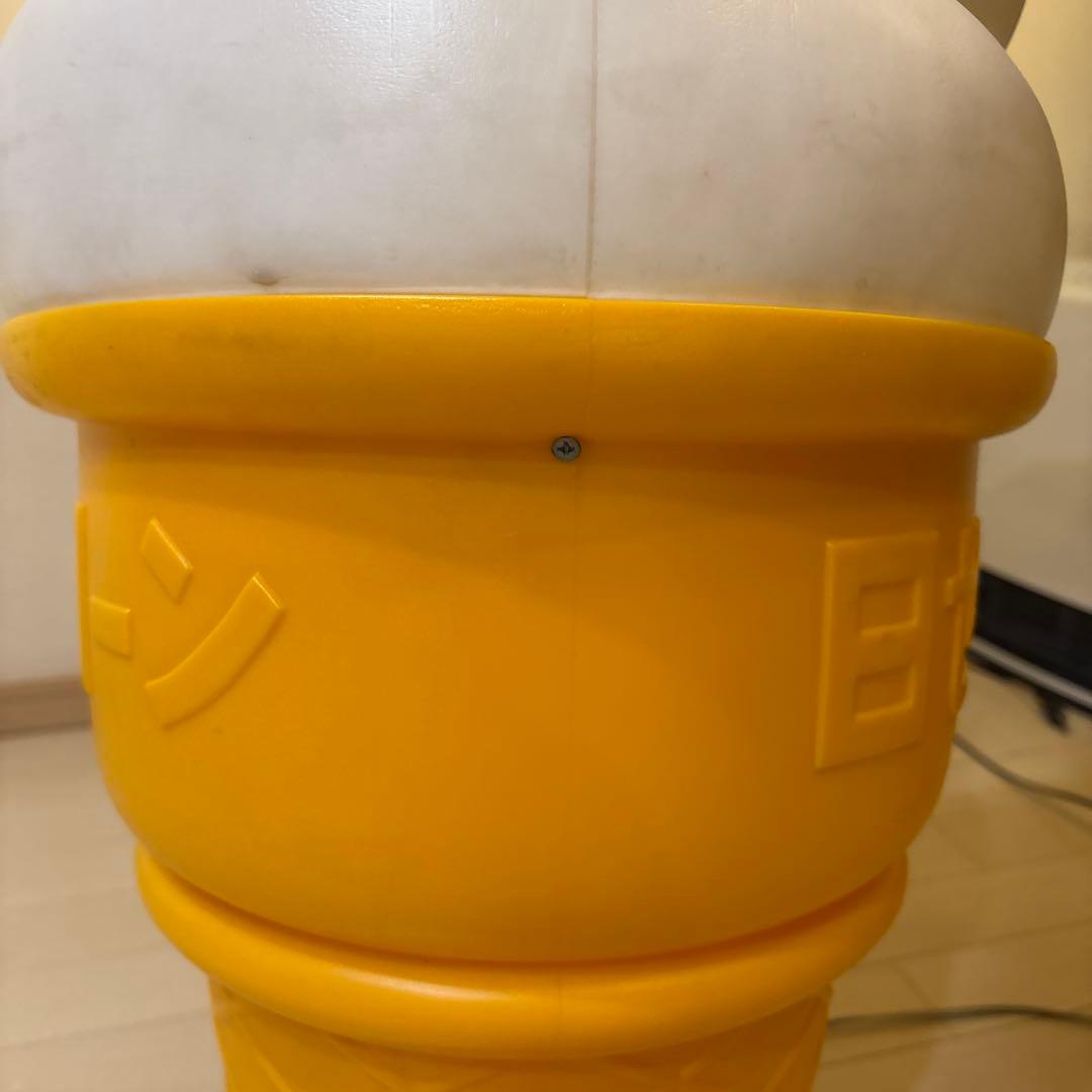 日世のコーン　ディスプレイ ソフトクリーム型