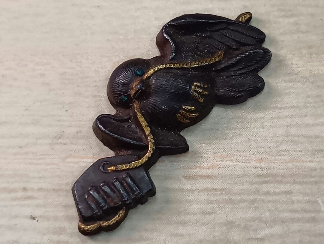 煙草入れ／超絶技巧鳥前金具／在銘あり　皆元