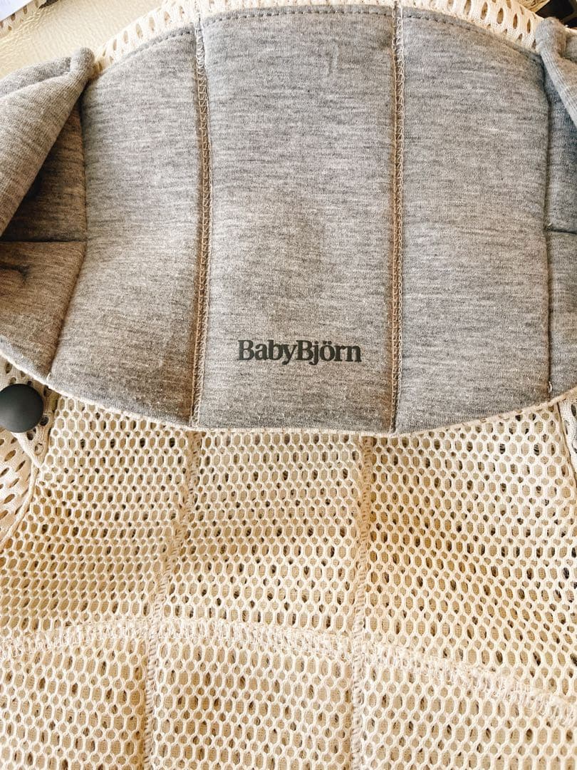 ♡BabyBjörn 抱っこ紐 メッシュ クリーム/美品♡