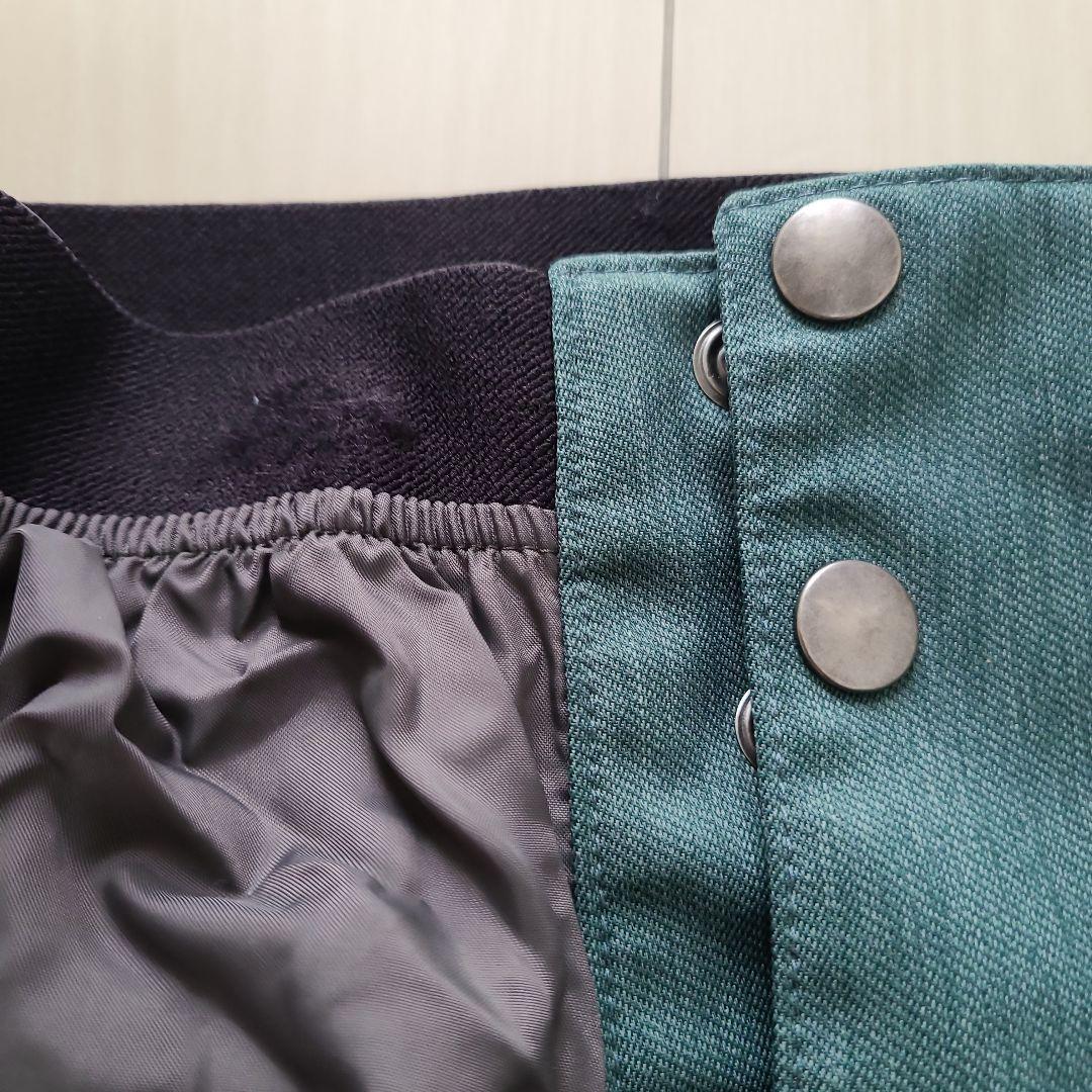 女性用スキーウェア 緑色