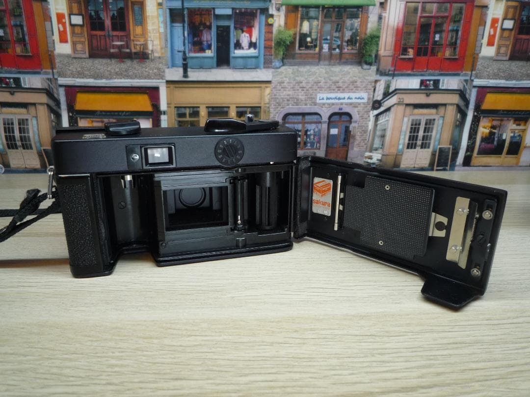 ☆美品です☆ Konica コニカ C35 EF　（№83）