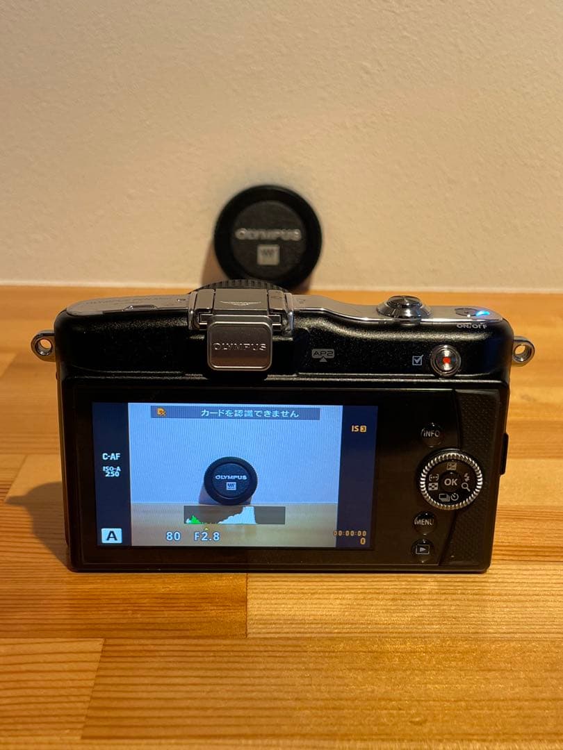 Olympus PEN mini E-PM1 本体　ペン　シリーズ　オリンパス