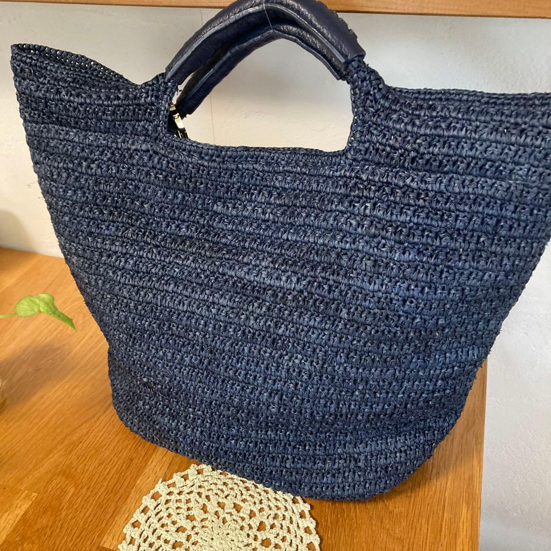 【美品】HELEN KAMINSKIレザーハンドル ラフィア トート バッグ