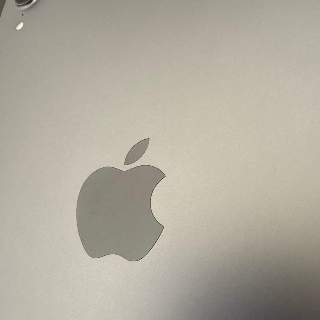 ほぼ未使用 iPad mini 第7世代 Wi-Fi 128GB スペースグレー