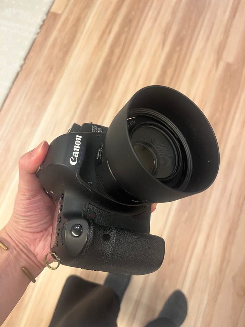 eos 6d(レンズ ef50mm STMが必要な方は購入前に言ってください)