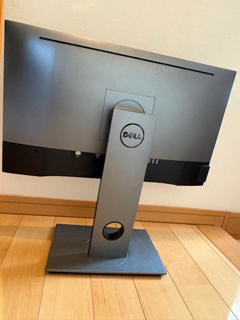 DELL　25型ワイド　UP2516D　WQHD 2560x1440