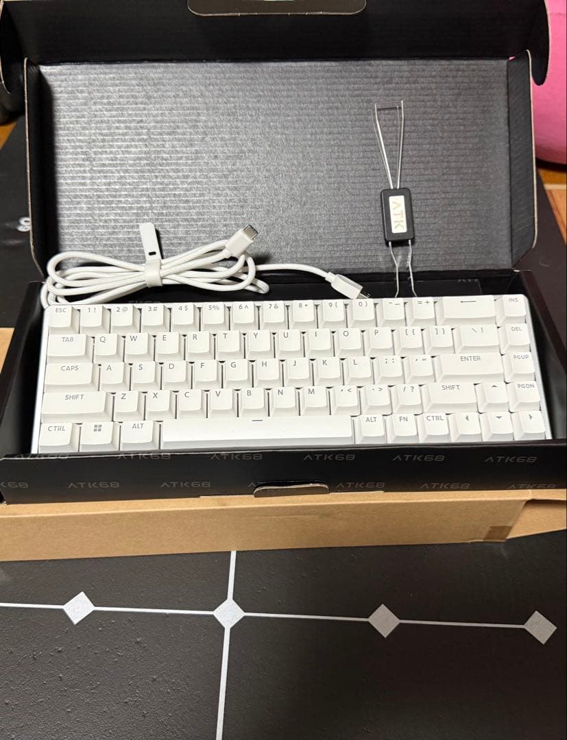 ATK 68 ゲーミングキーボード 本体
