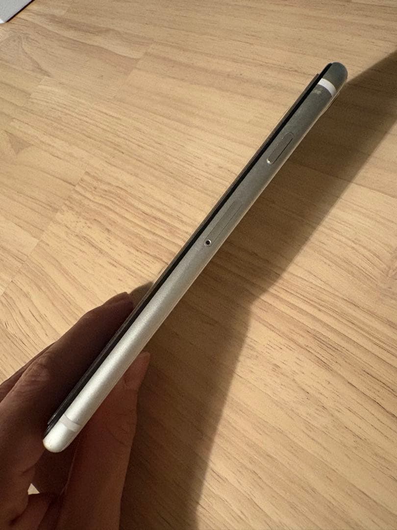 iPhoneSE 第2世代　128GB 中古美品