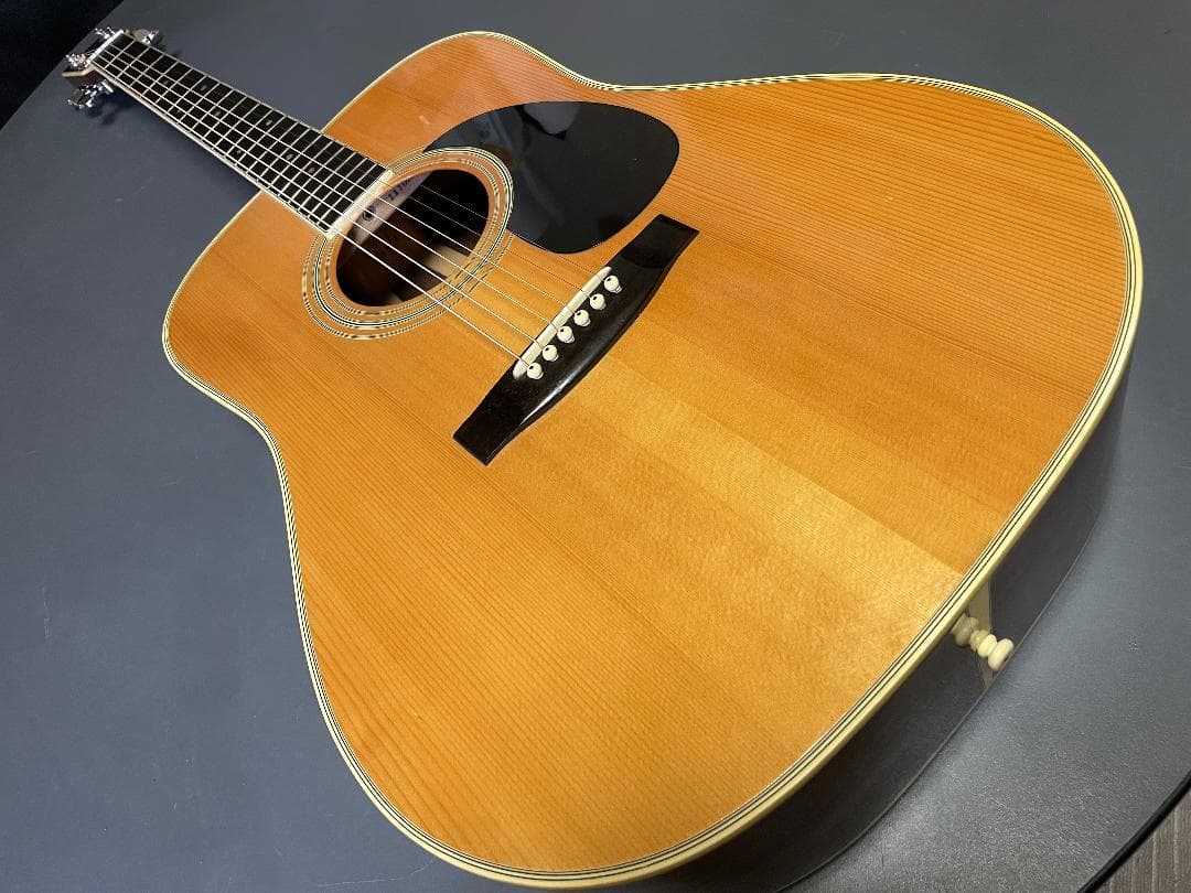 Morales M-50 レアです