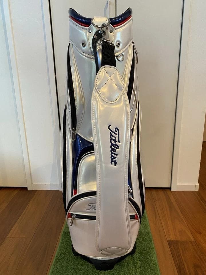 タイトリスト エナメル ゴルフバッグ カート キャディバッグ　青/赤ライン