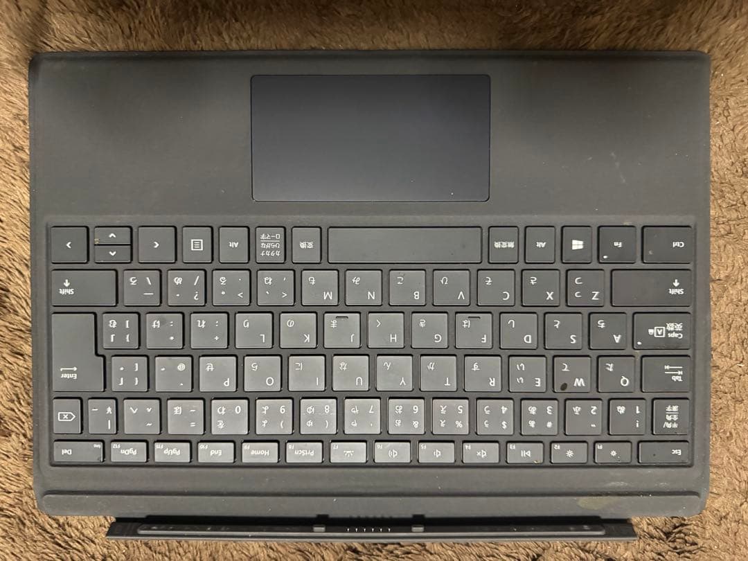 Windowsタブレット本体 surface Core i5 256GB 8G model1796