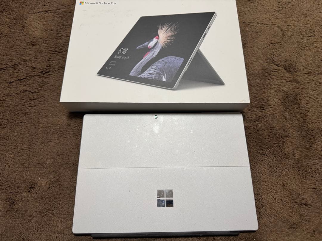 Windowsタブレット本体 surface Core i5 256GB 8G model1796