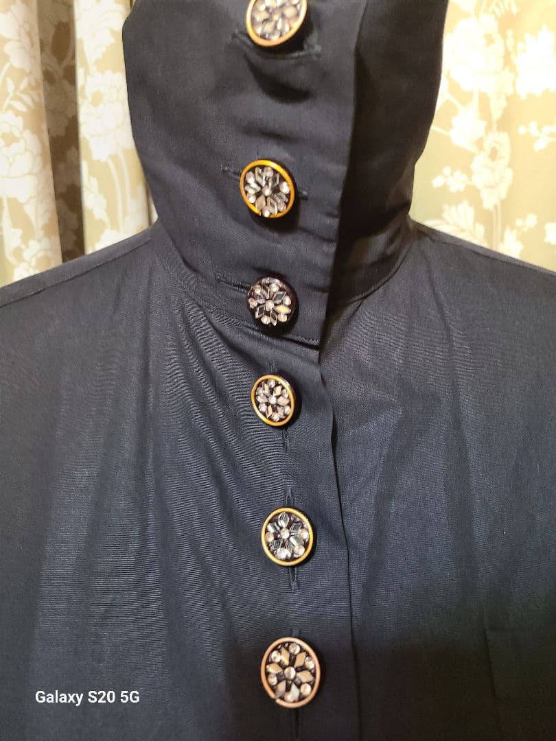 ROMEOGIGLI ロメオジリ ヴィンテージ 装飾ボタンオーバーブラウスML