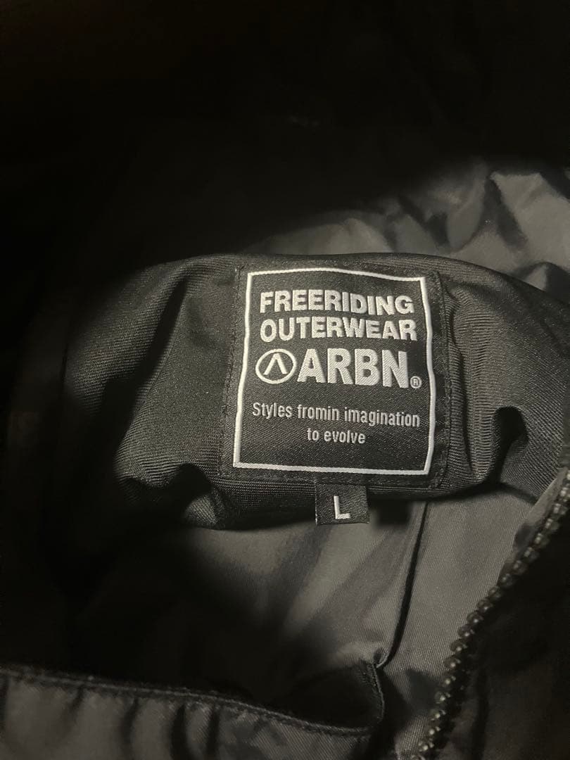 【新品未使用】ARBN メンズ　スノボウェア