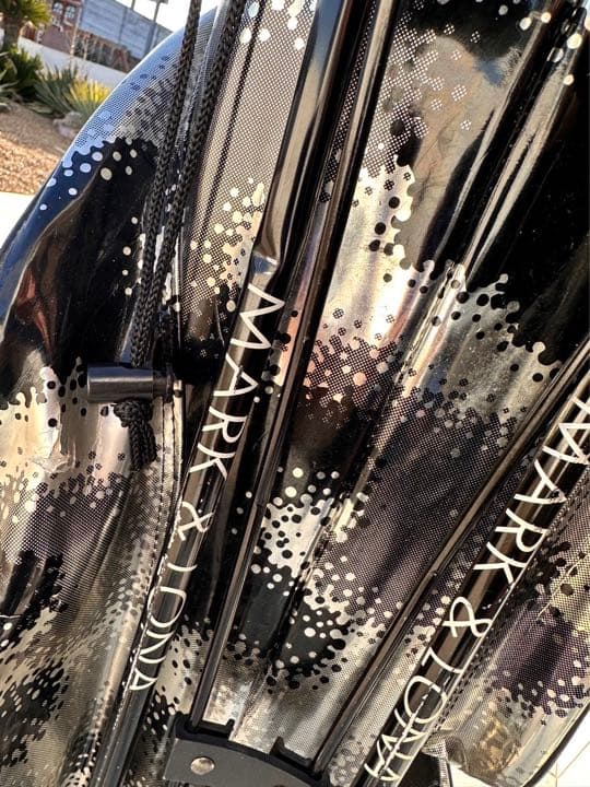 マークアンドロナ　キャリーバッグ