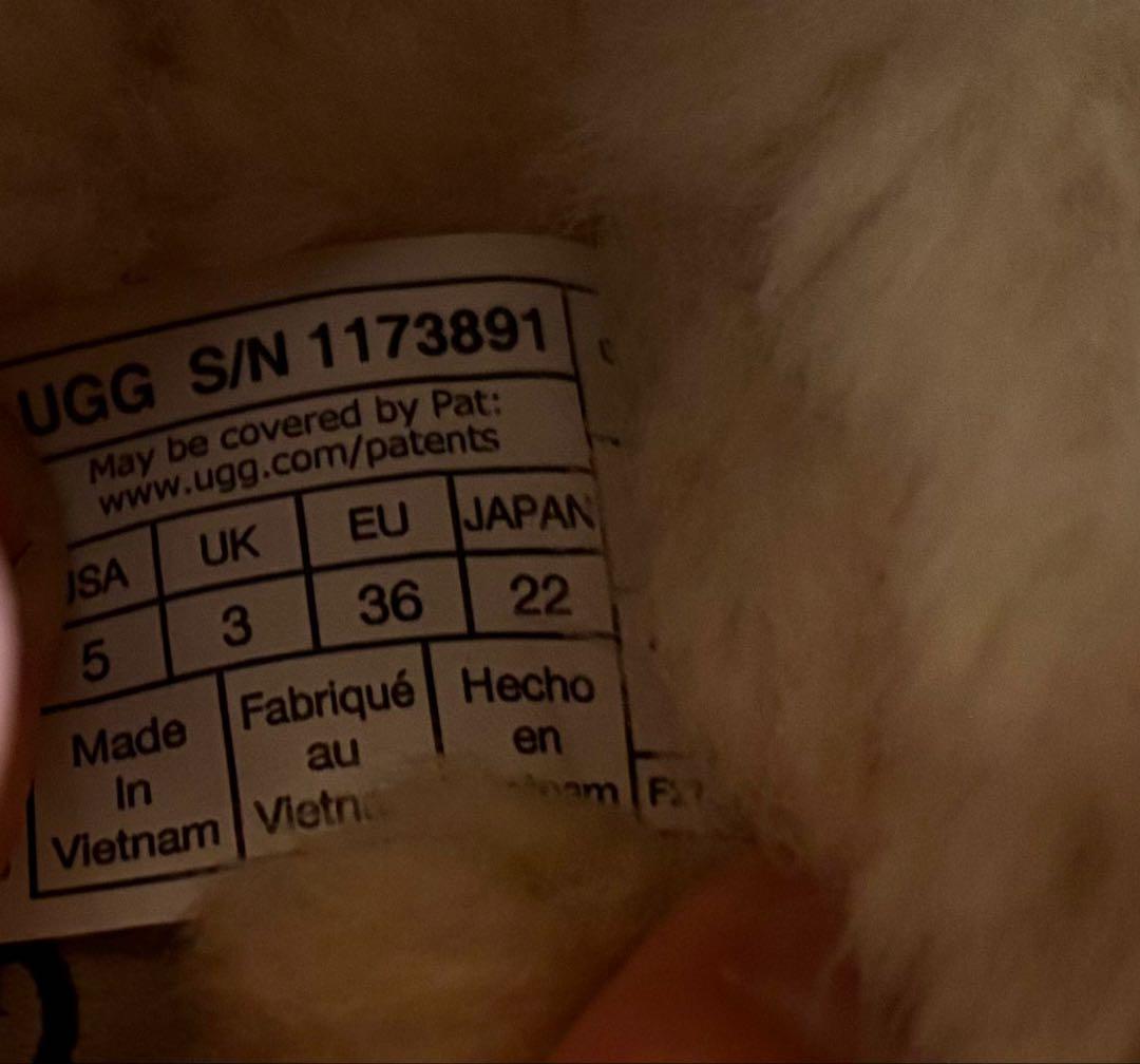 m*様 UGG クラシック マイクロ　ブラック　22cm スリッポン