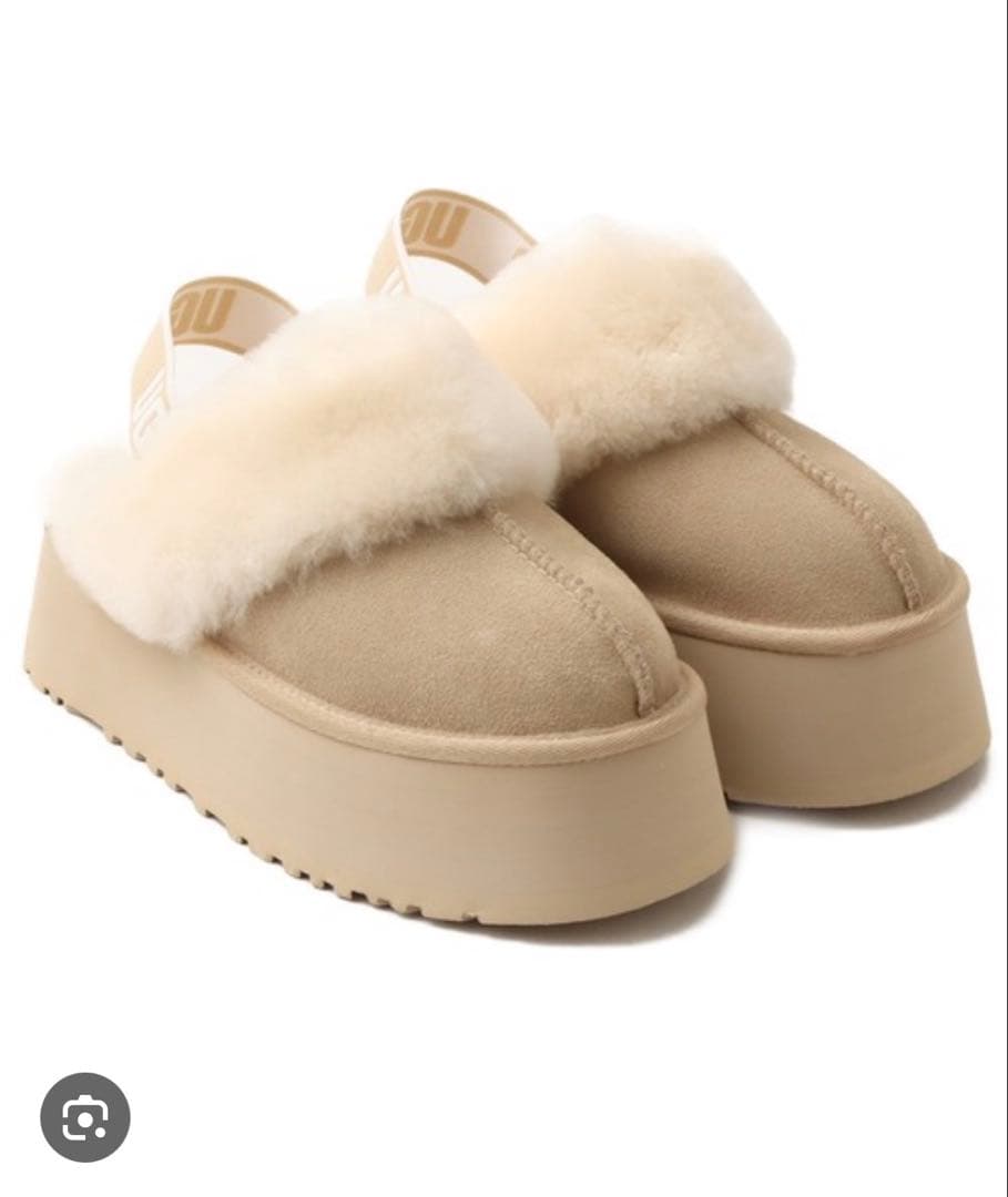 UGG W FUNKETTE 24センチ