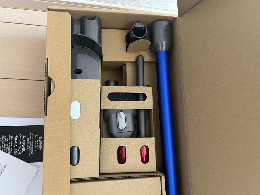 Dyson V8 Slim Fluffy Extra 本体