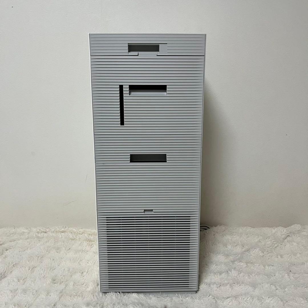 【極美品】DAIKIN ストリーマ 加湿空気清浄機 MCK70YKS-W 31畳