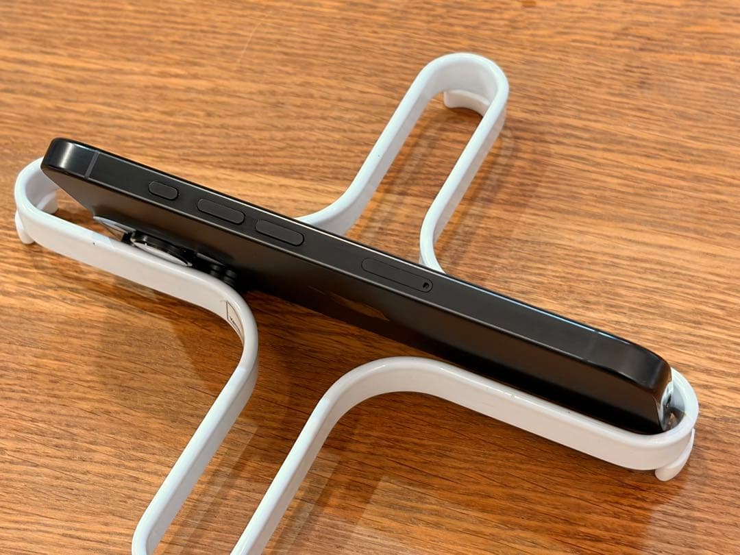 美品　バッテリー最大容量94% iPhone 16 Pro 256GB ブラック