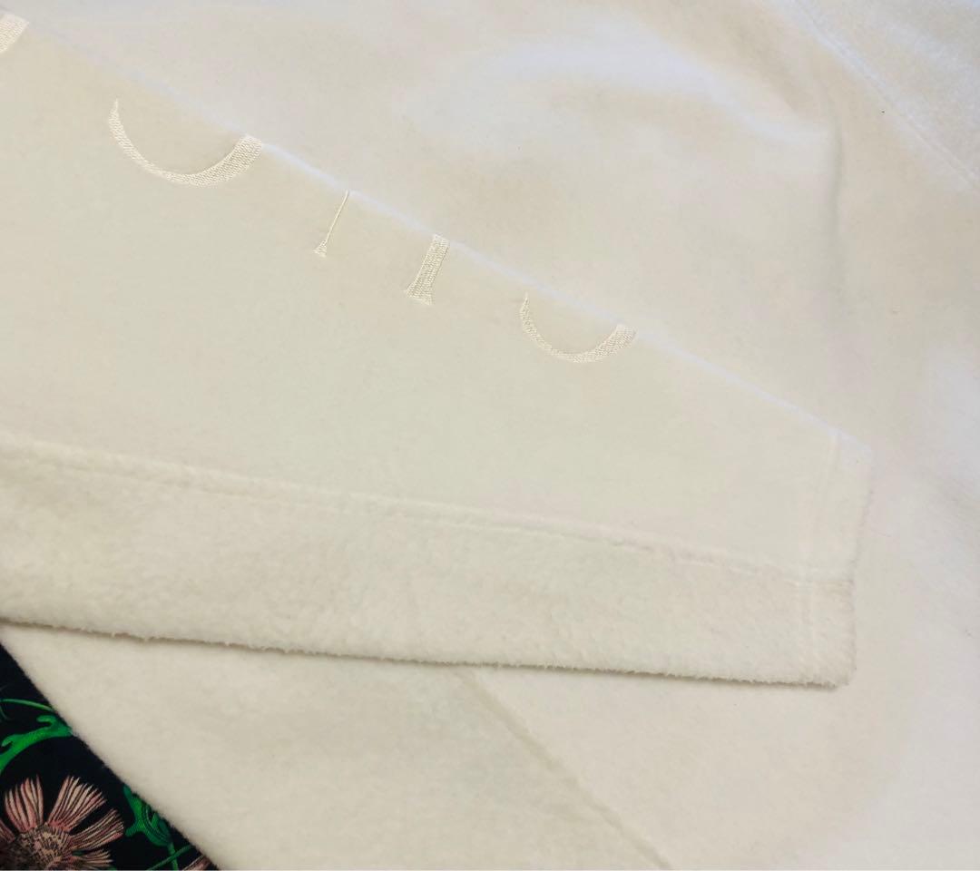 GUCCI★ロゴ刺繍フリーストップス