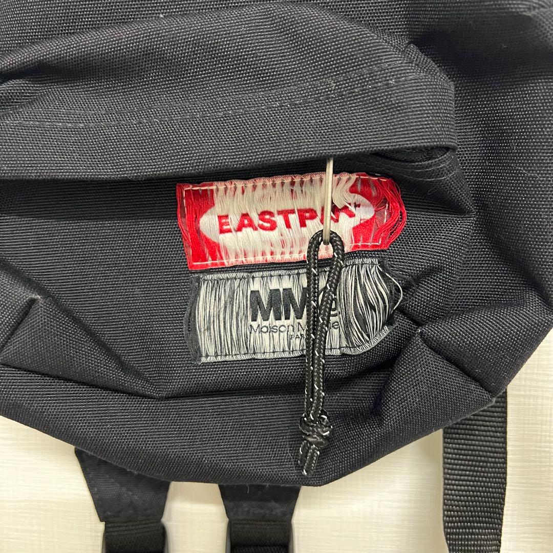 EASTPAK MM6 ショルダーバッグ　ブラック