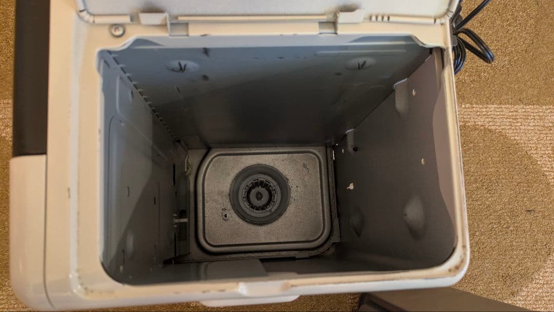 ダイニチ　ブルーヒーター FW-5717LE(W) 石油ファンヒーター