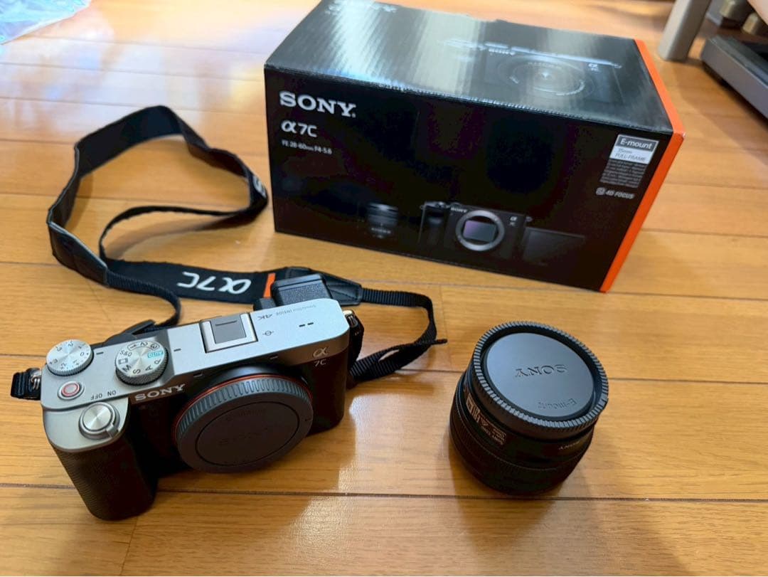 SONY 一眼レフカメラ、三脚、カバー、ショルダーバッグのセット