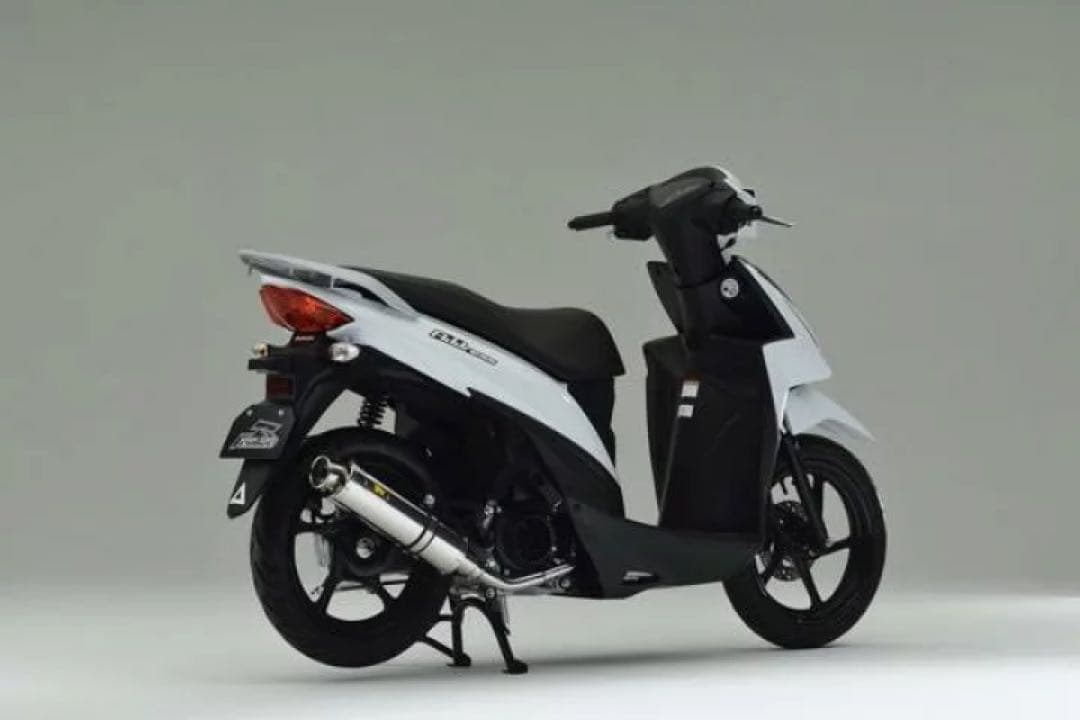 専用Realize スズキアドレス110 22Racing CE47A マフラー