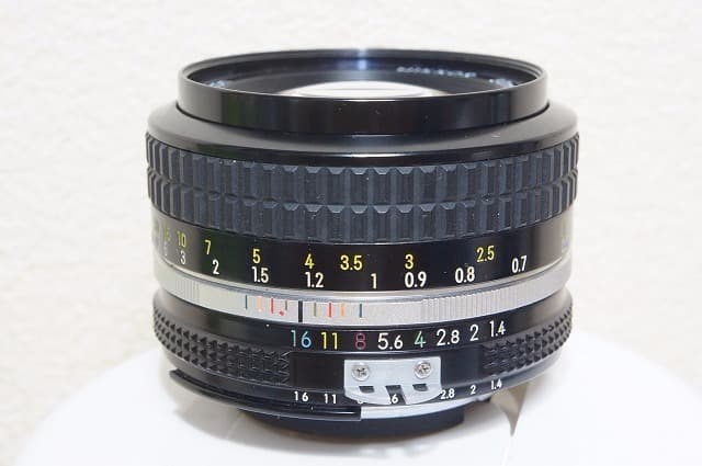 【明るい 単焦点】Nikon Ai 50mm F1.4   ニコン