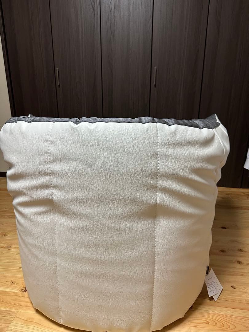 ligne roset リーンロゼ 円形1人掛けソファ グレー ホワイト