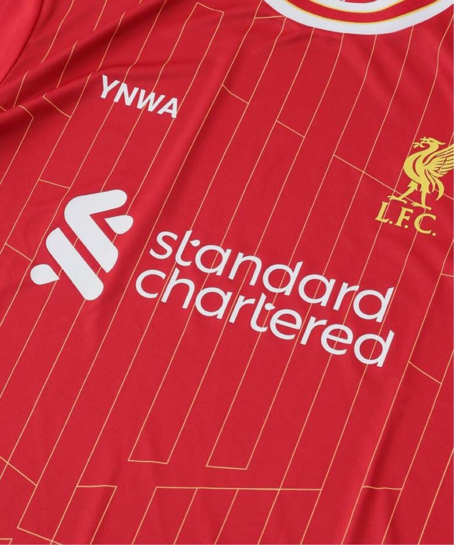 【美品】リバプール サッカーシャツ レッド　Mサイズ