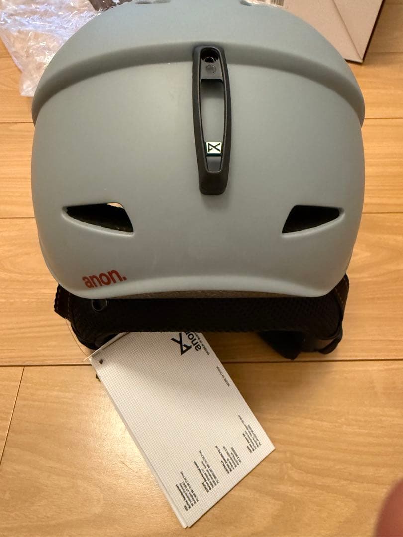 【未使用2点】anonヘルメット+BURTONキャップセット