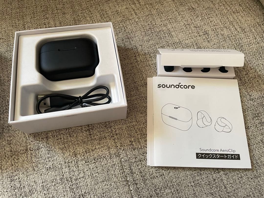 り*じ様 anker soundcore AeroClip