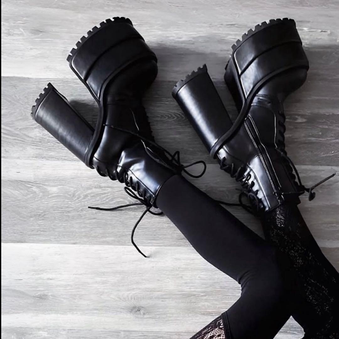CharlaTedrick【美品】厚底編み上げブーツレースアップブーツゴスロリ