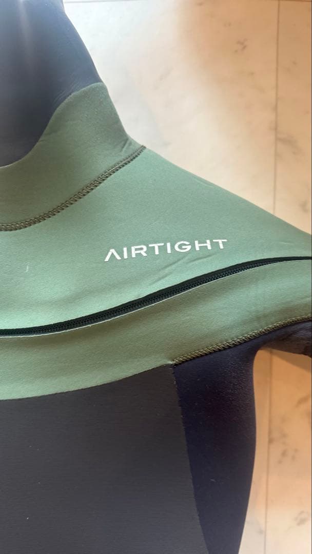 【定価132000円】AIRTIGHT セミドライスーツ