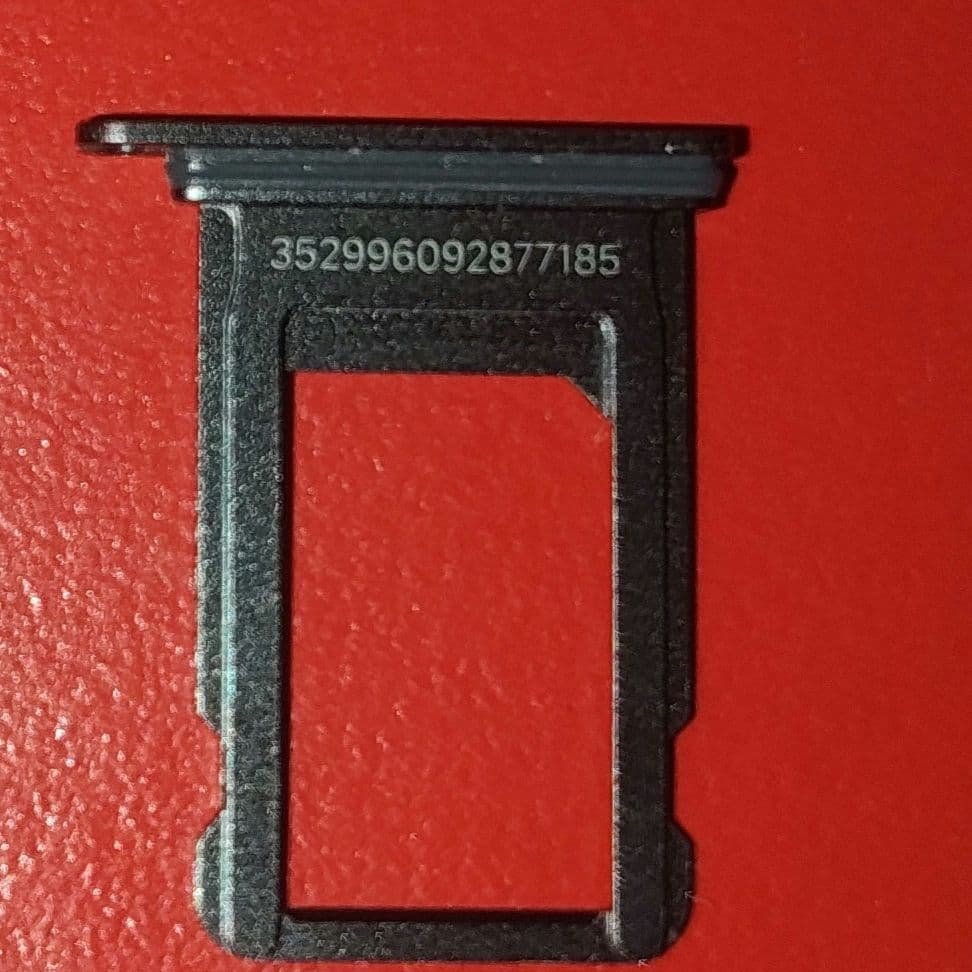 iPhone8 64GB スペースグレイ　おまけ付き