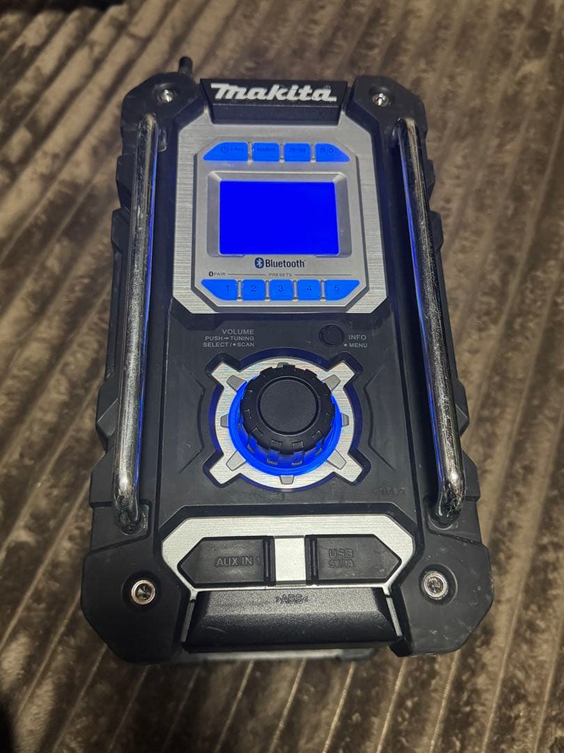 マキタ 充電式ラジオ BluetoothMR108 ブラック makita