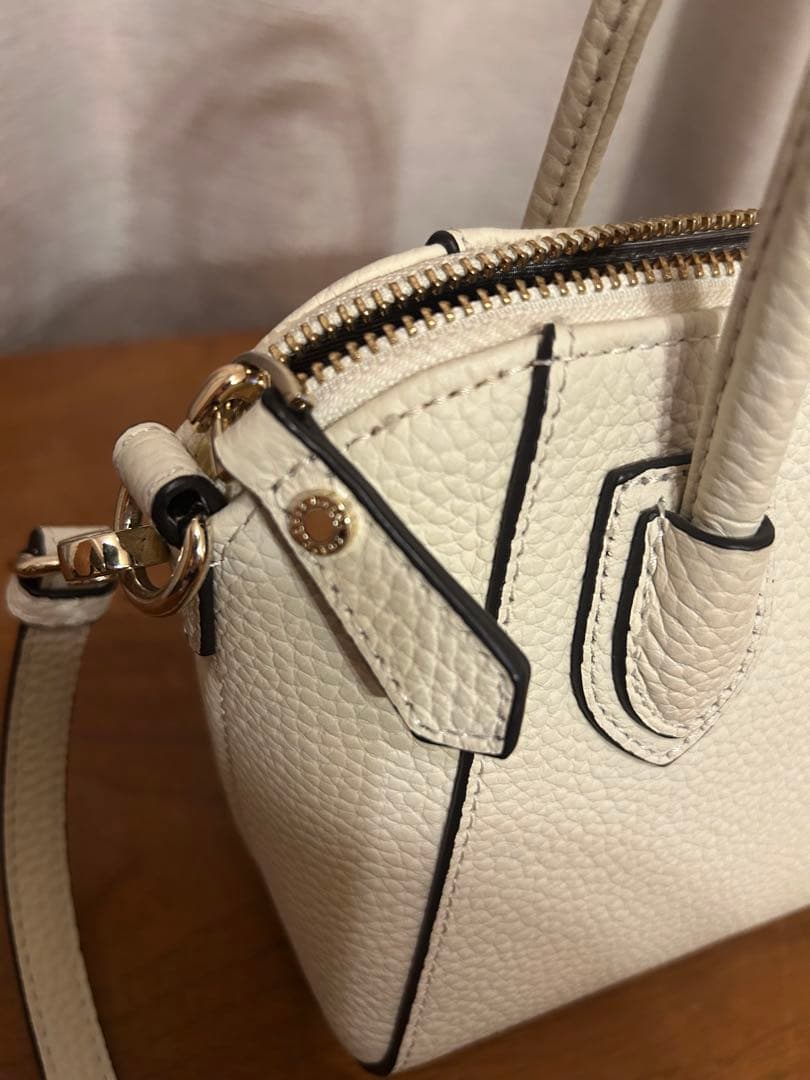 HAYNI ヘイニ　Baby Shiena ベイビーシエナ　アイボリー