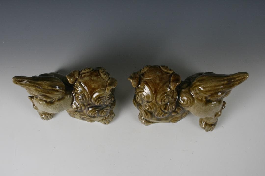 人間国宝金城次郎一門　金城敏徳 作　飴釉色付ハイシーサー（中）1対