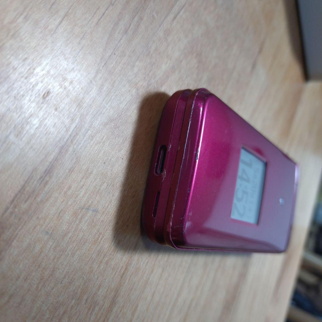 かんたんケータイ　au KYF41 レッド　卓上スタンド付き