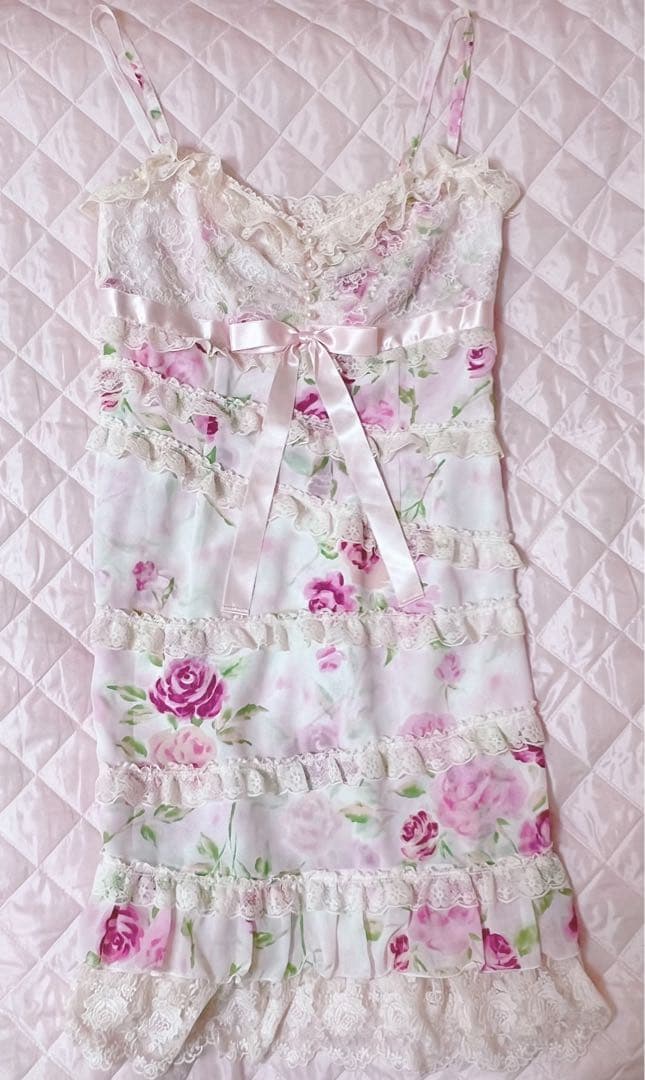 【美品】ジーザスディアマンテ　復活ぼかし薔薇柄　お嫁ワンピース　42