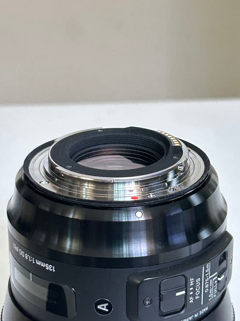 SIGMA ART 135mm F1.8 DG HSM CanonEFマウント