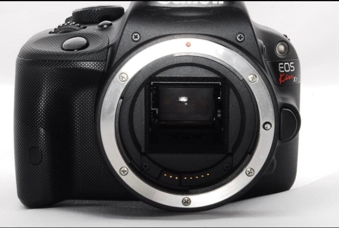【軽量人気】Canon Kiss X7 ダブルレンズセット USM