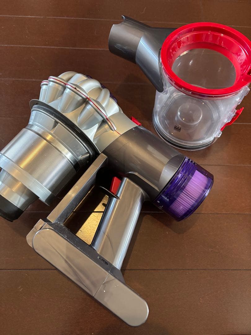 【美品】Dyson V8 (SV25) コードレスクリーナー｜分解清掃済み